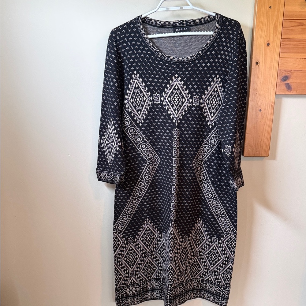 Jessica Black and White Long Sleeve Patterned Knit Dress